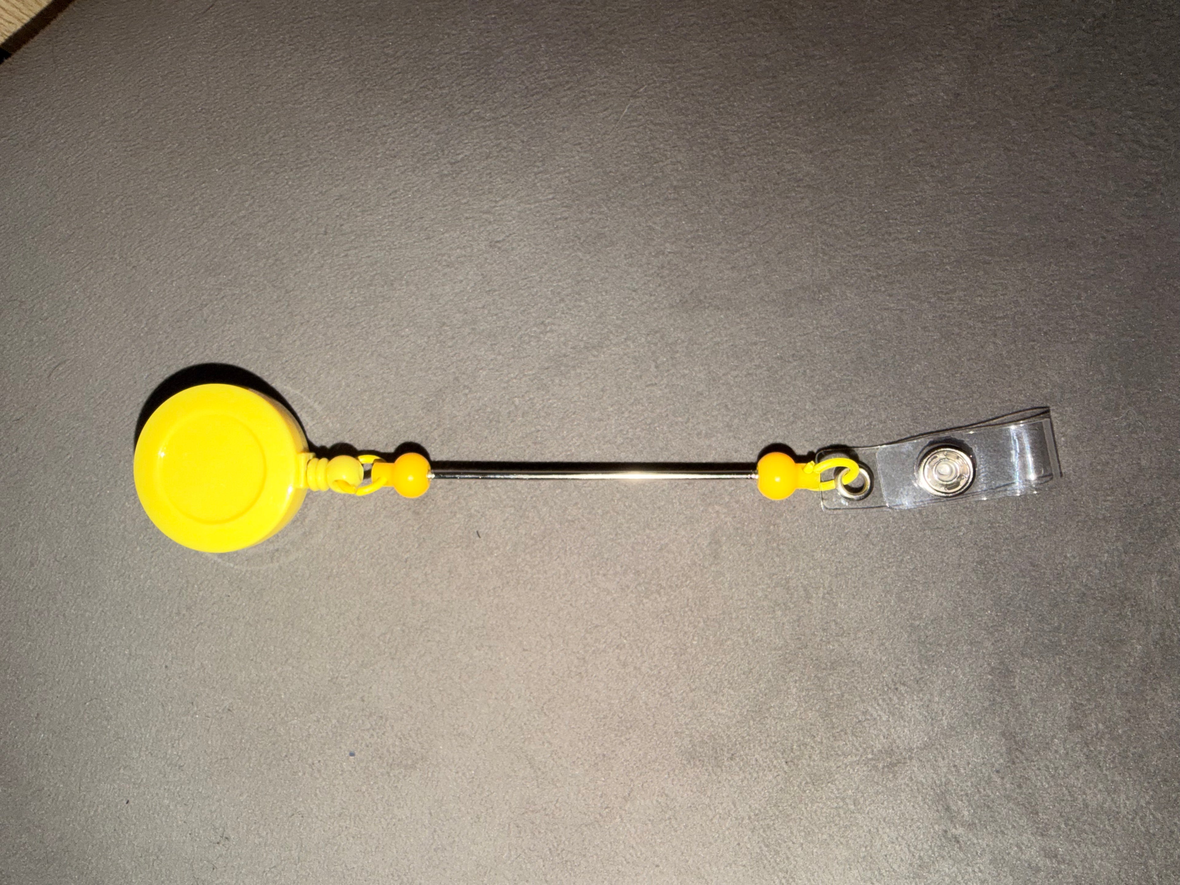 Porte badge à personnaliser jaune ￼